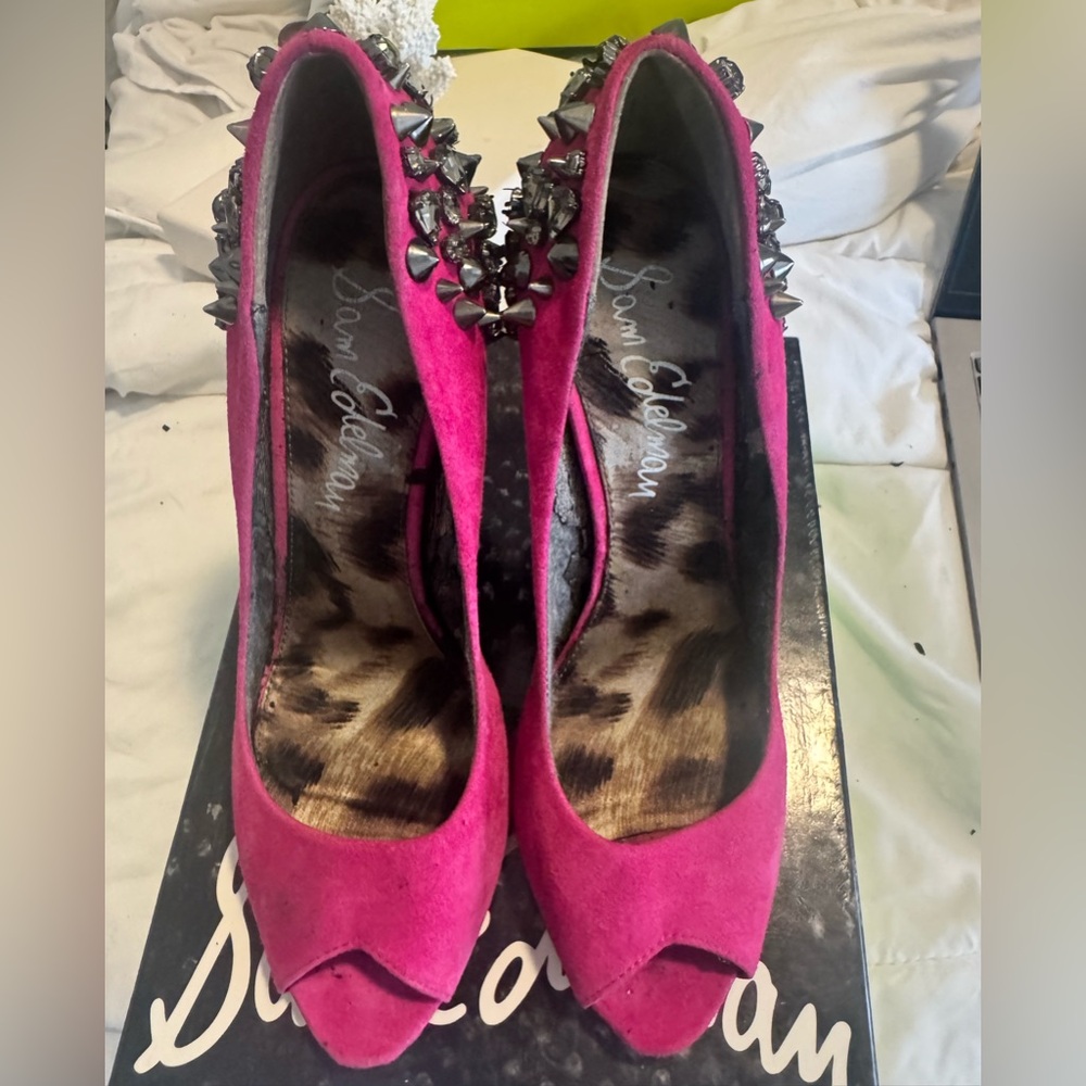 Sam Edelman Fuchsia Suede Heels with Silver Studs